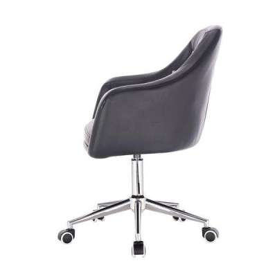 Czarne ekoskórzane krzesło na kółkach