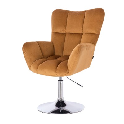 Miodowy welurowy fotel chromowana podstawa