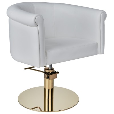 Brakuje sekcji # Image description. Proszę przesłać opis obrazu lub sam obraz (widoczne detale: kolor tapicerki, kształt fotela,