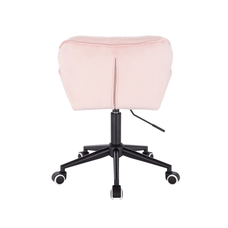 Welurowe pudrowe krzesło na kółkach