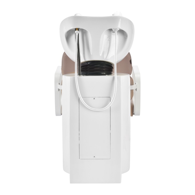 Please upload the image or paste the # Image description text so I can generate the 5-word ALT phrase.