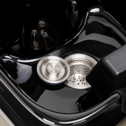 Black reclining salon shampoo unit