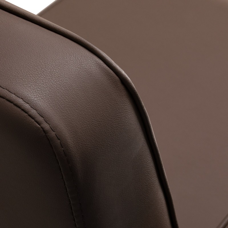 Studio Line brown barber chair