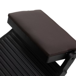 Brązowy nowoczesny fotel barberski