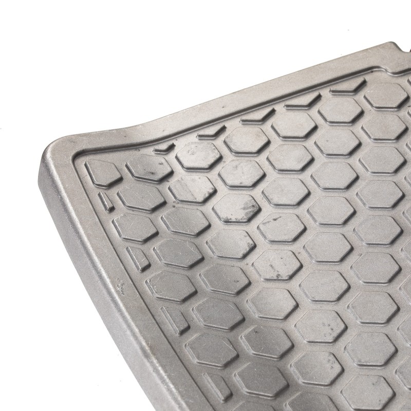 Czarny skórzany fotel barberski