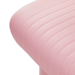 Różowy chromowany fotel barberski