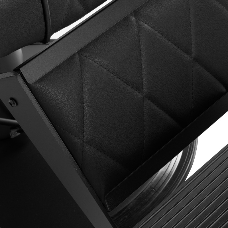 Fotel barberski Hair System BM88066B czarny na czarnej podstawie